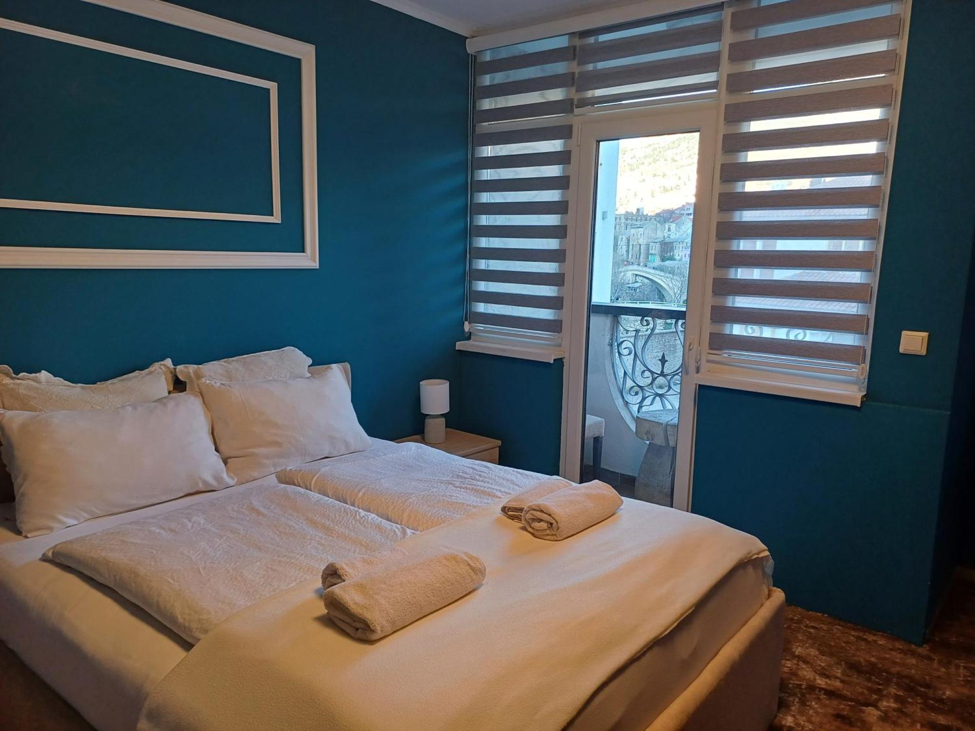 מוסטר Villa Anri מראה חיצוני תמונה