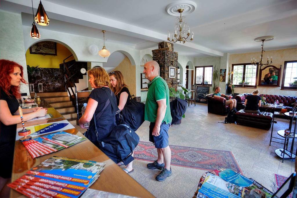 מוסטר Villa Anri מראה חיצוני תמונה